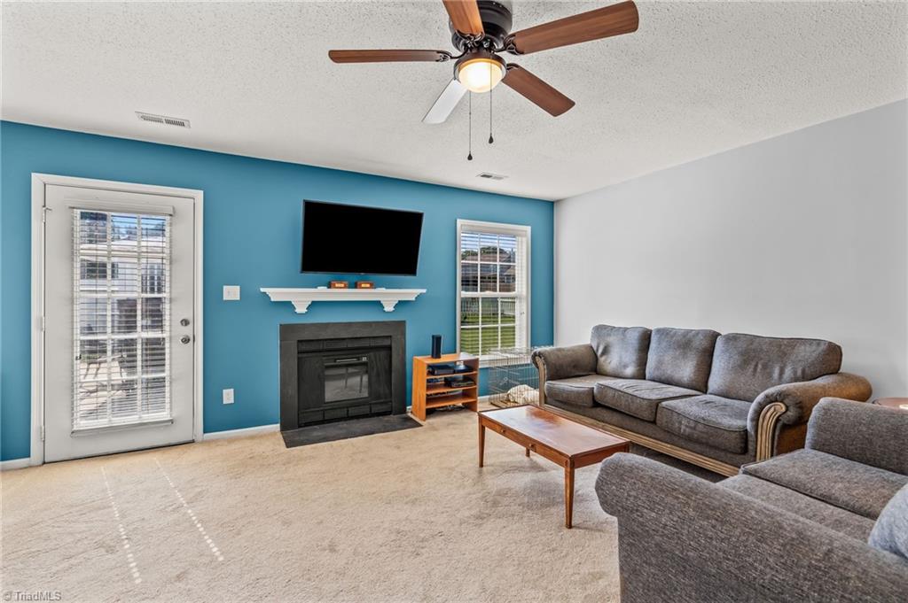 4323 Garden Club Street