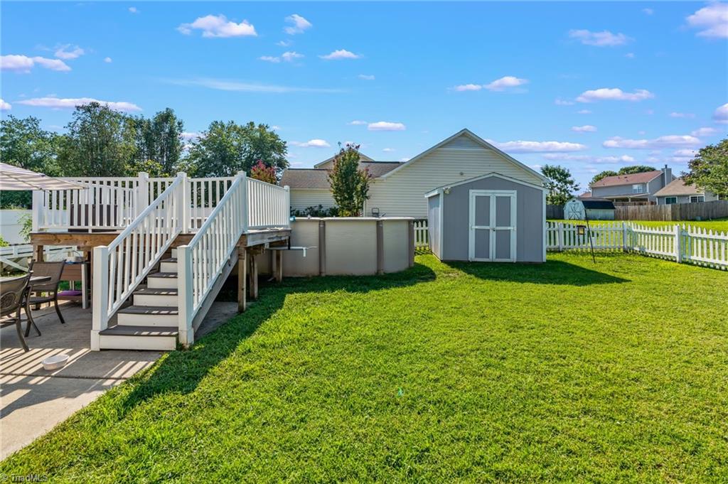 4323 Garden Club Street