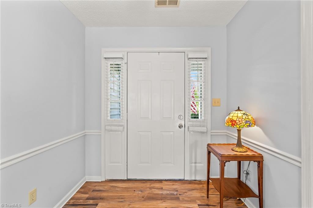 4323 Garden Club Street