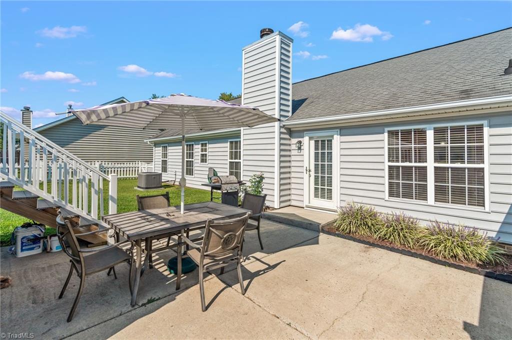 4323 Garden Club Street