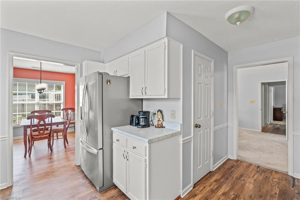 4323 Garden Club Street