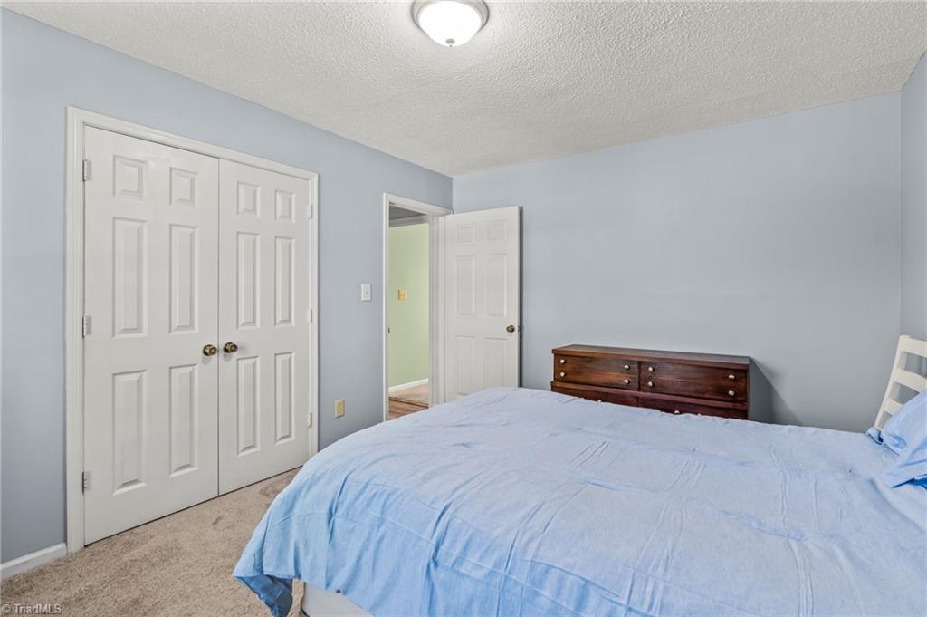 4323 Garden Club Street