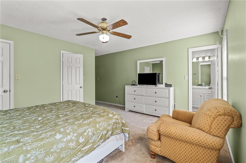 4323 Garden Club Street