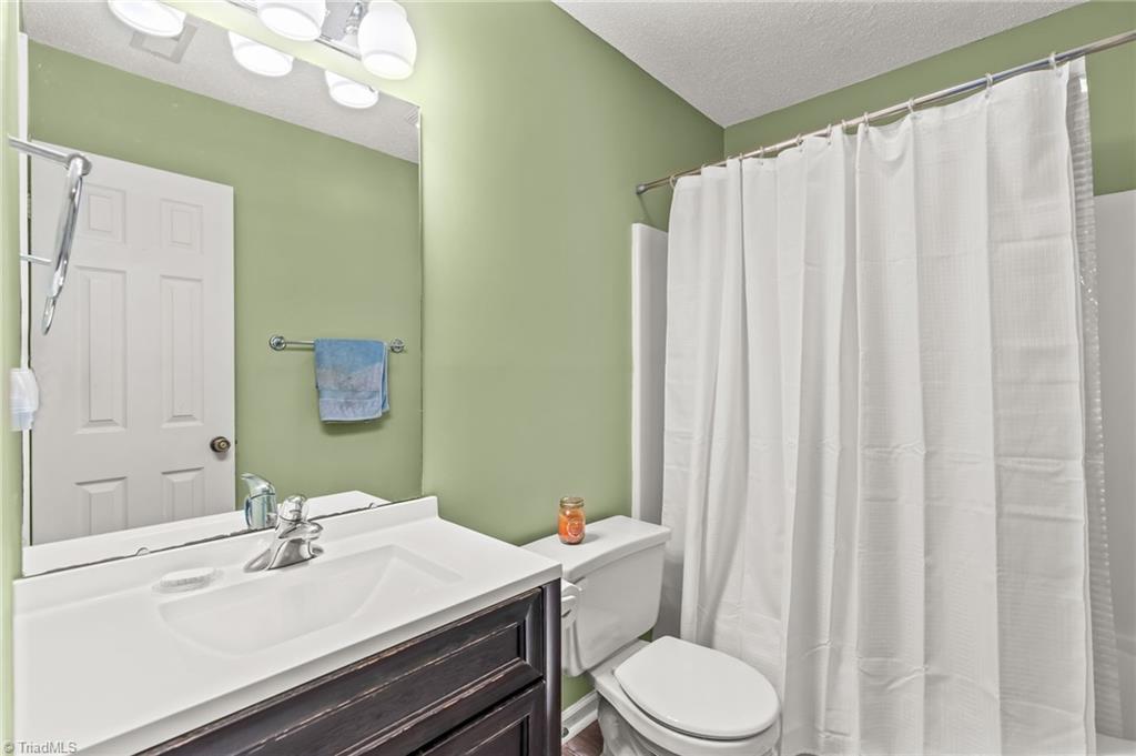 4323 Garden Club Street