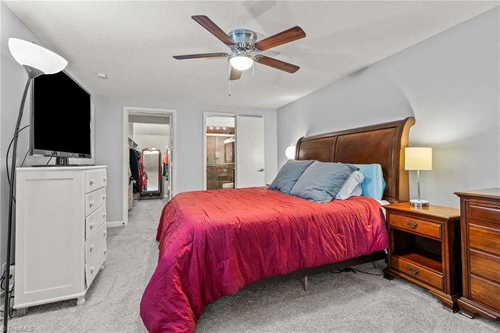 128 Lamplighter Circle, Winston-Salem