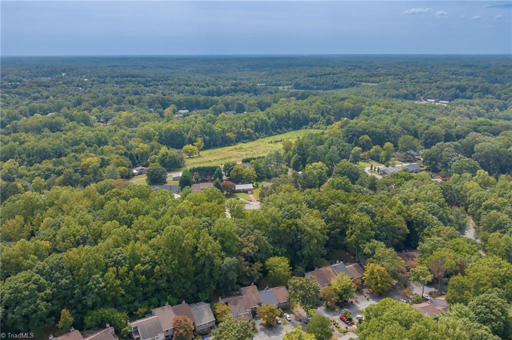 128 Lamplighter Circle, Winston-Salem