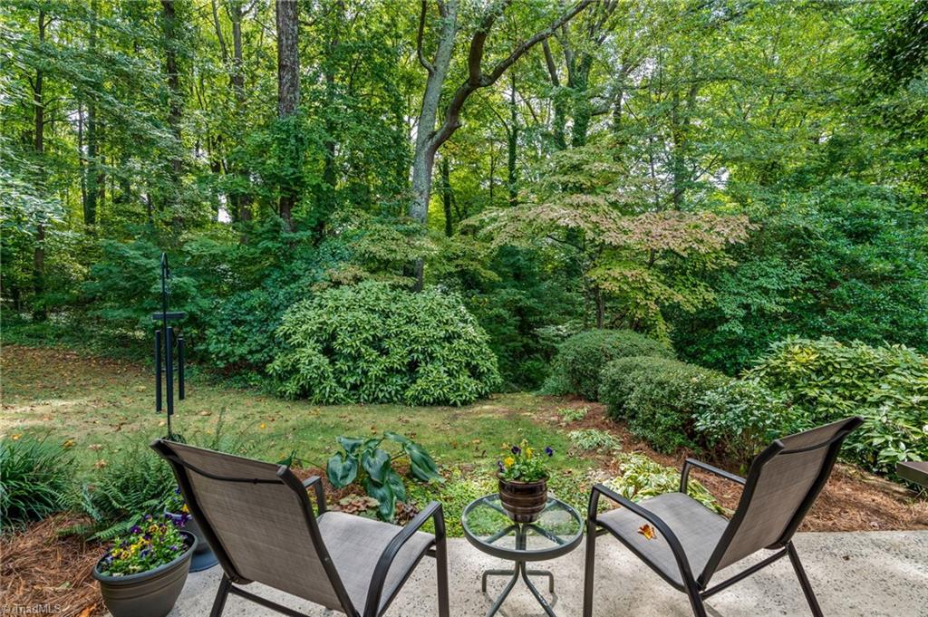 128 Lamplighter Circle, Winston-Salem