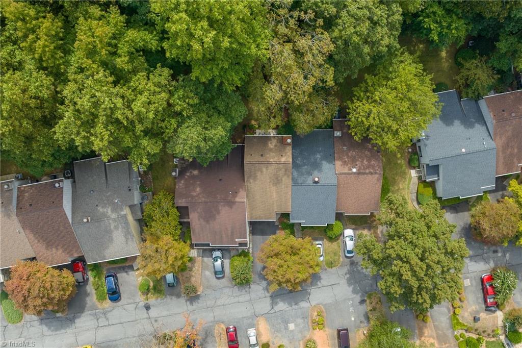 128 Lamplighter Circle, Winston-Salem