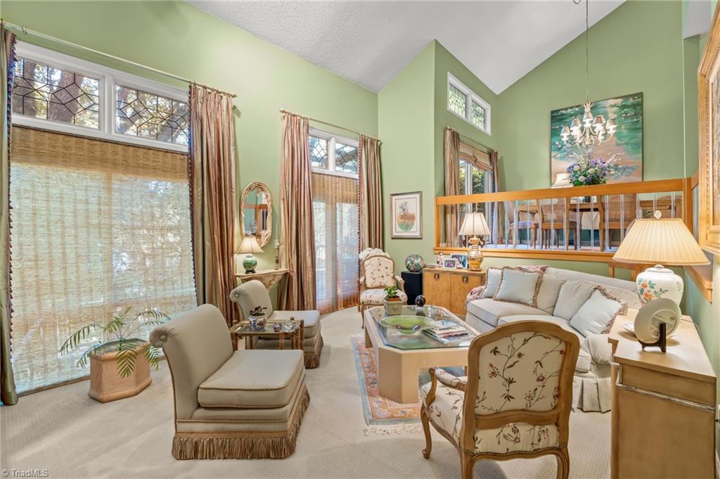 1937 #E Eastchester Drive