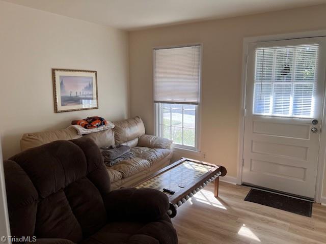 1001 Robin Hood Road # B