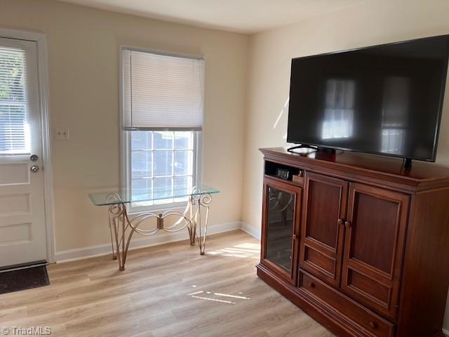 1001 Robin Hood Road # B