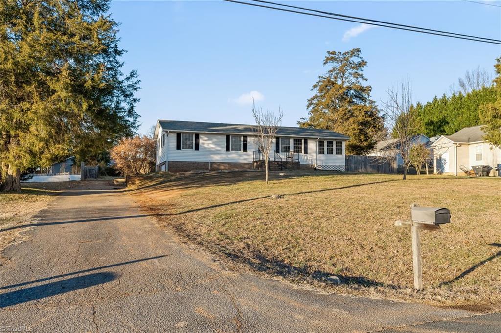 3655 Cedar Springs Drive, Winston-Salem