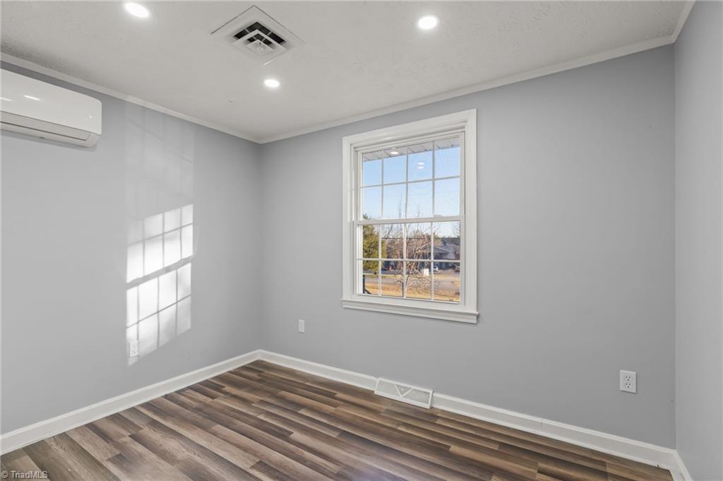 3655 Cedar Springs Drive, Winston-Salem