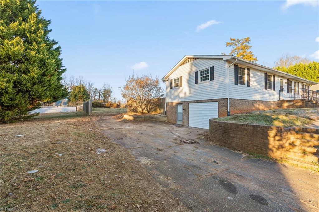 3655 Cedar Springs Drive, Winston-Salem