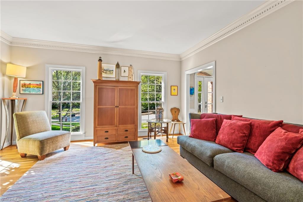 1321 Georgetown Court