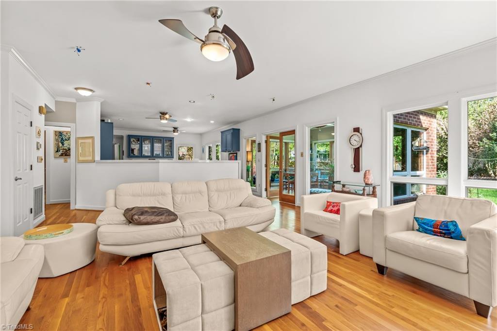 1321 Georgetown Court