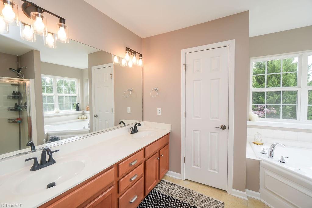 2980 Shady View Drive