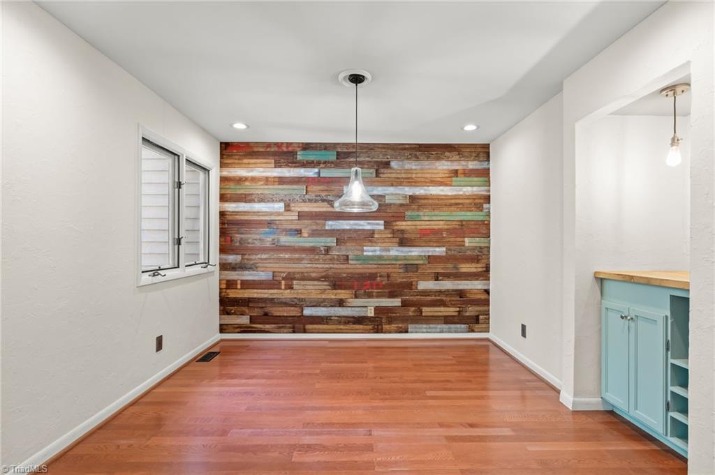 442 Chester Woods Court