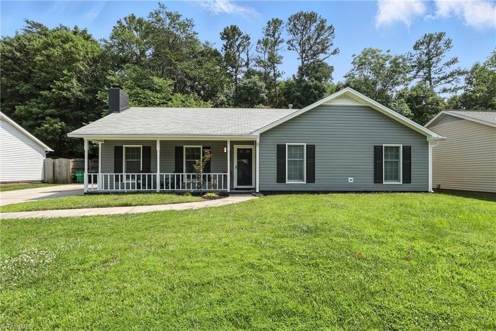 1808 Rivertrace Point