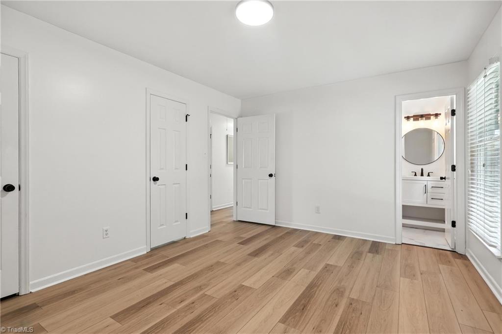 1808 Rivertrace Point