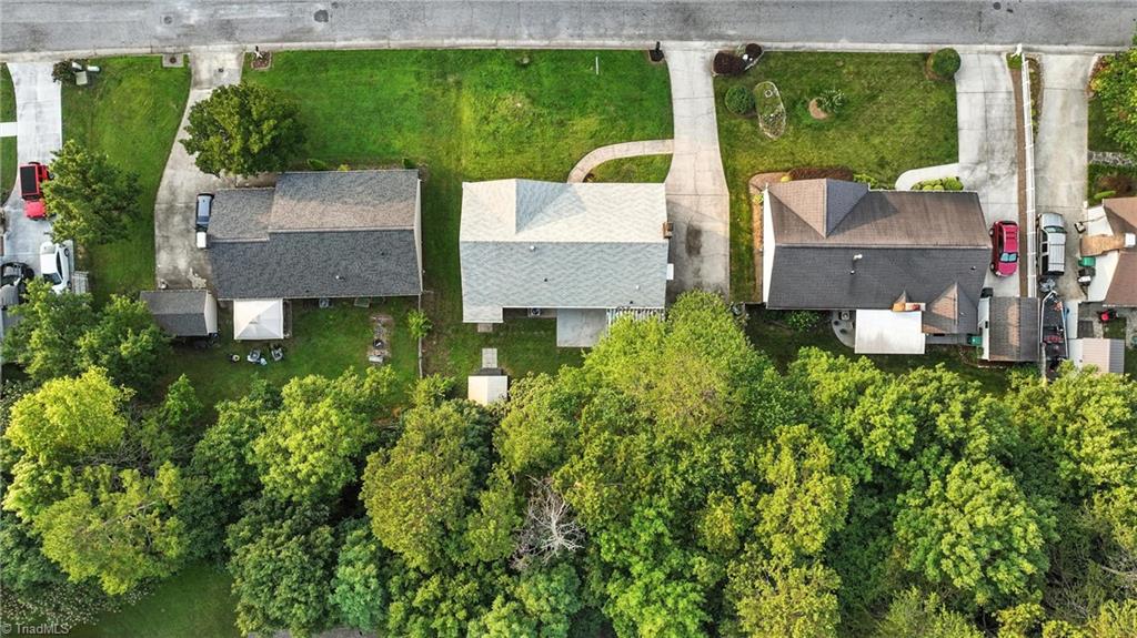 1808 Rivertrace Point