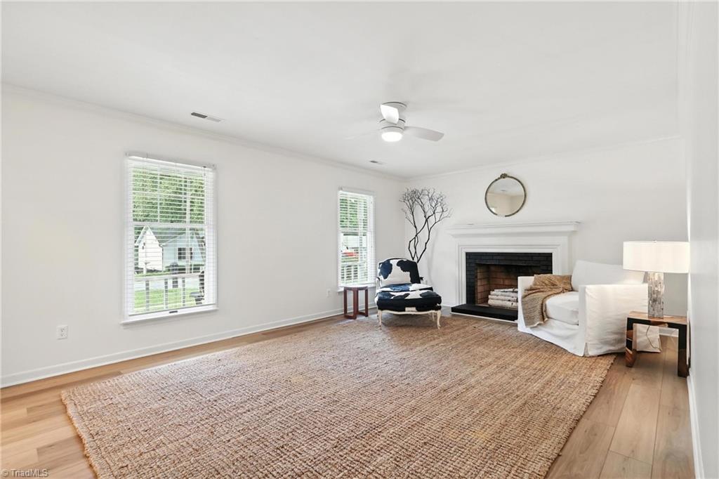 1808 Rivertrace Point