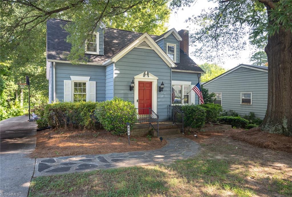 812 W Westwood Avenue