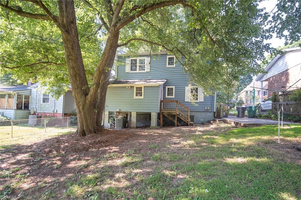 812 W Westwood Avenue