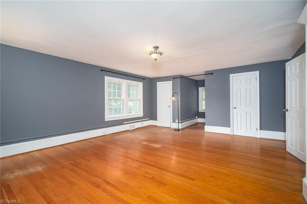 812 W Westwood Avenue