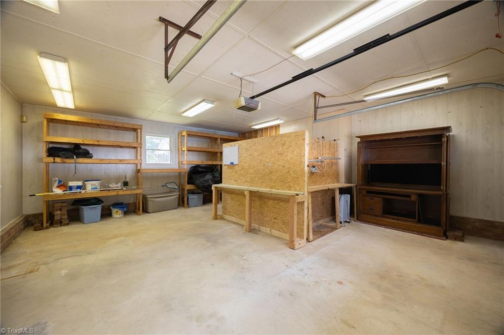 5025 Perryco Lane, Winston-Salem