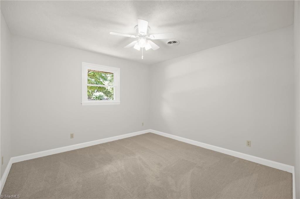 5025 Perryco Lane, Winston-Salem