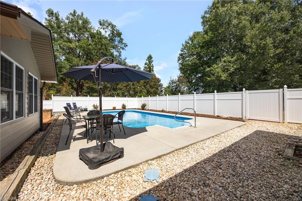 5025 Perryco Lane, Winston-Salem