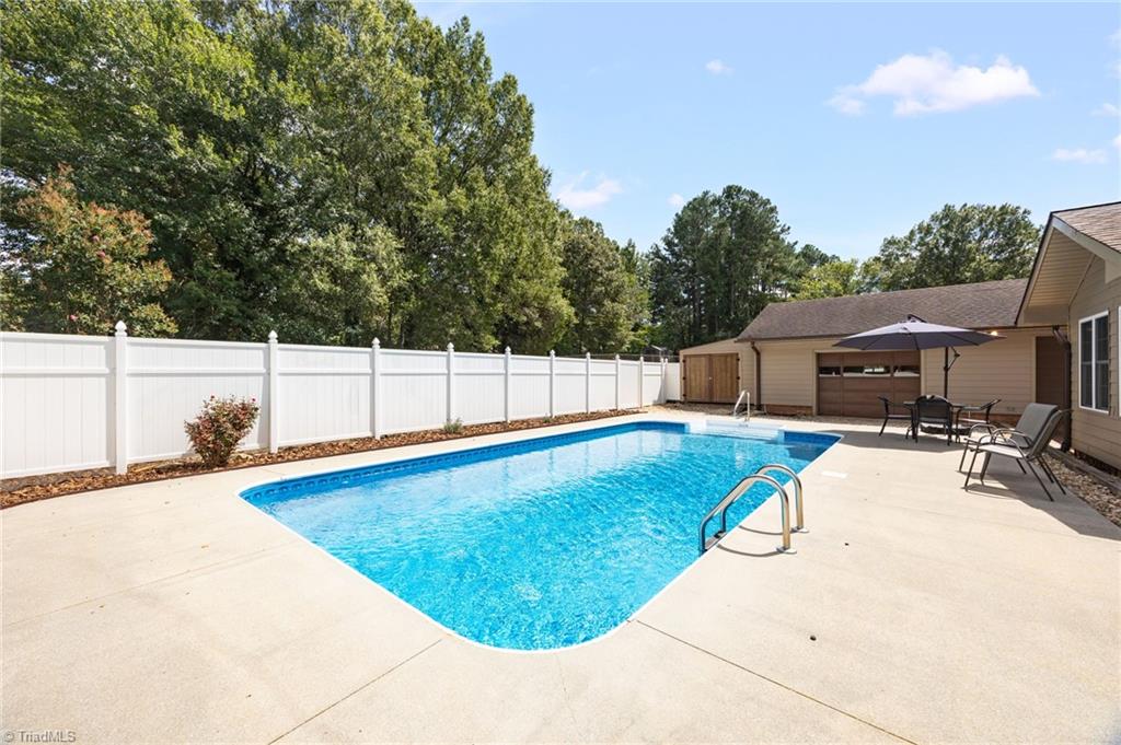 5025 Perryco Lane, Winston-Salem