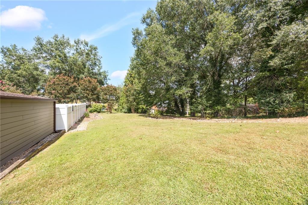 5025 Perryco Lane, Winston-Salem