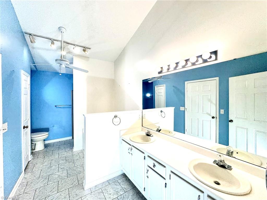 2982 Cloverwood Drive