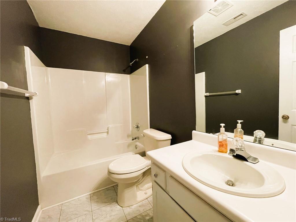 2982 Cloverwood Drive