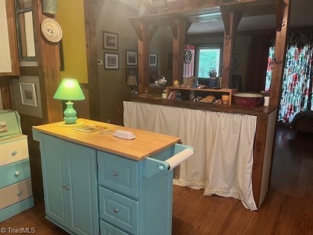 4054 Cross Creek Road