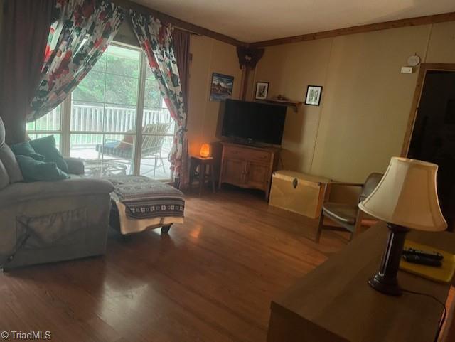 4054 Cross Creek Road