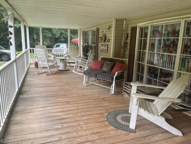 4054 Cross Creek Road