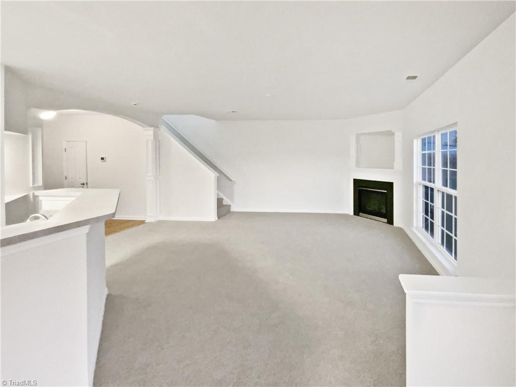 2472 Ingleside Drive