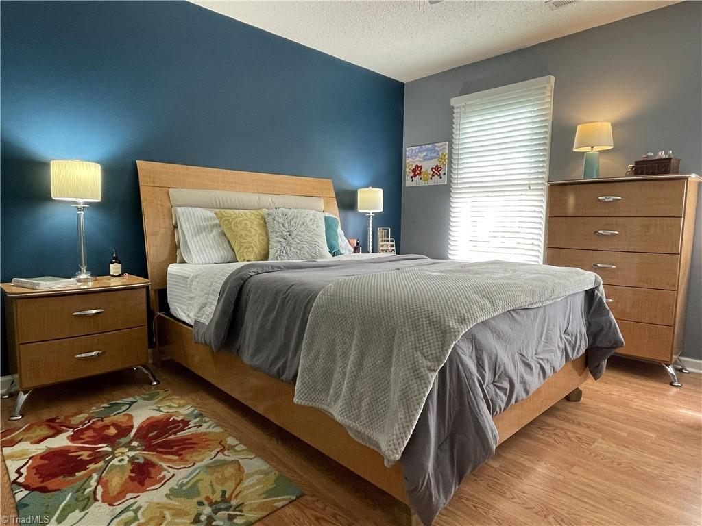 1233 Salem Crossing Road