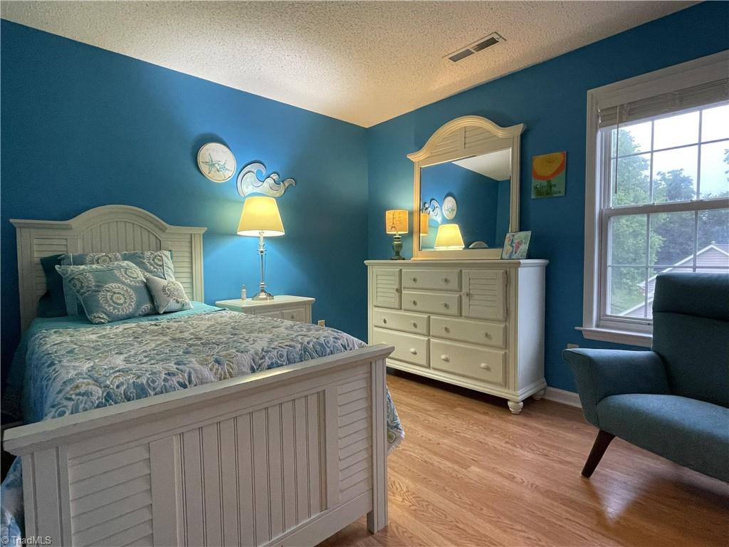 1233 Salem Crossing Road