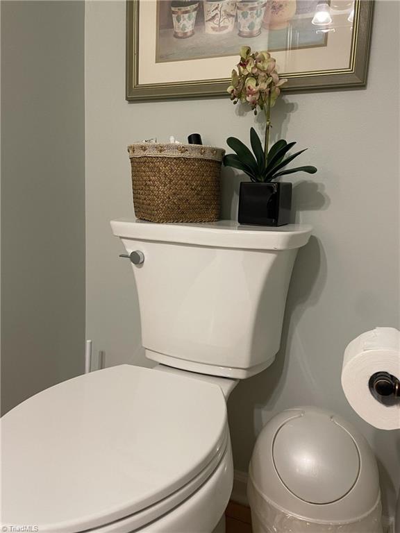 1233 Salem Crossing Road