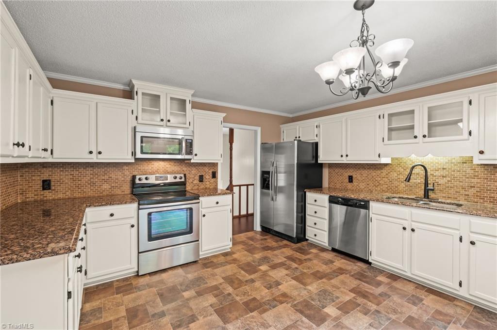 5127 Ramillie Run, Winston-Salem