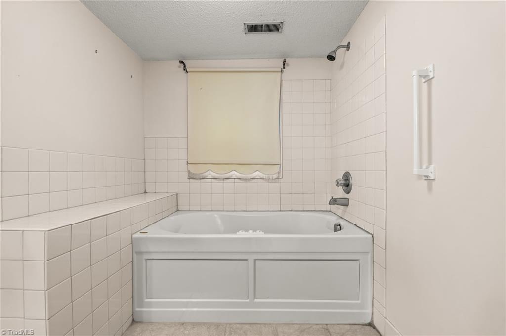 5127 Ramillie Run, Winston-Salem