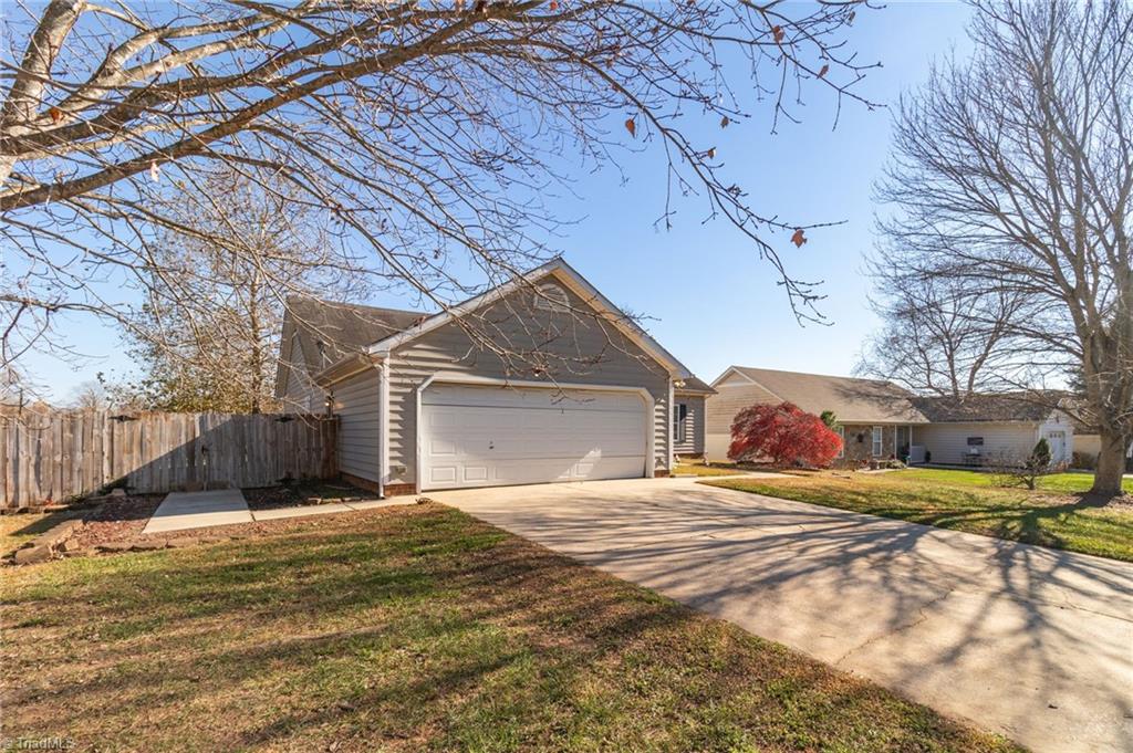 1505 Fiddlers Knoll Drive