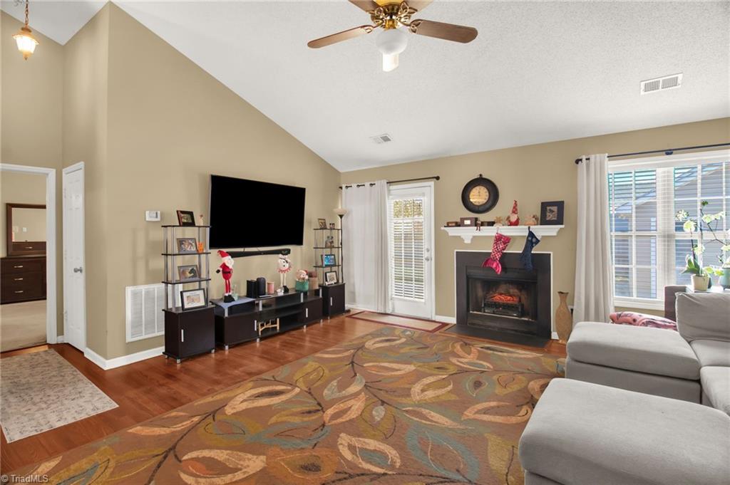 1505 Fiddlers Knoll Drive