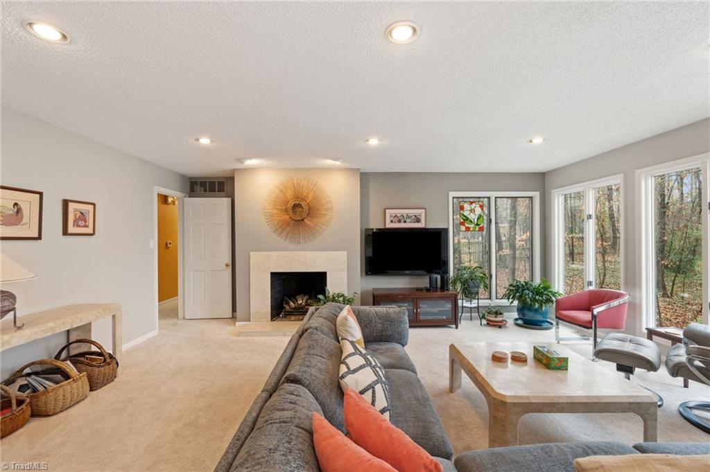 1314 Hempshire Court