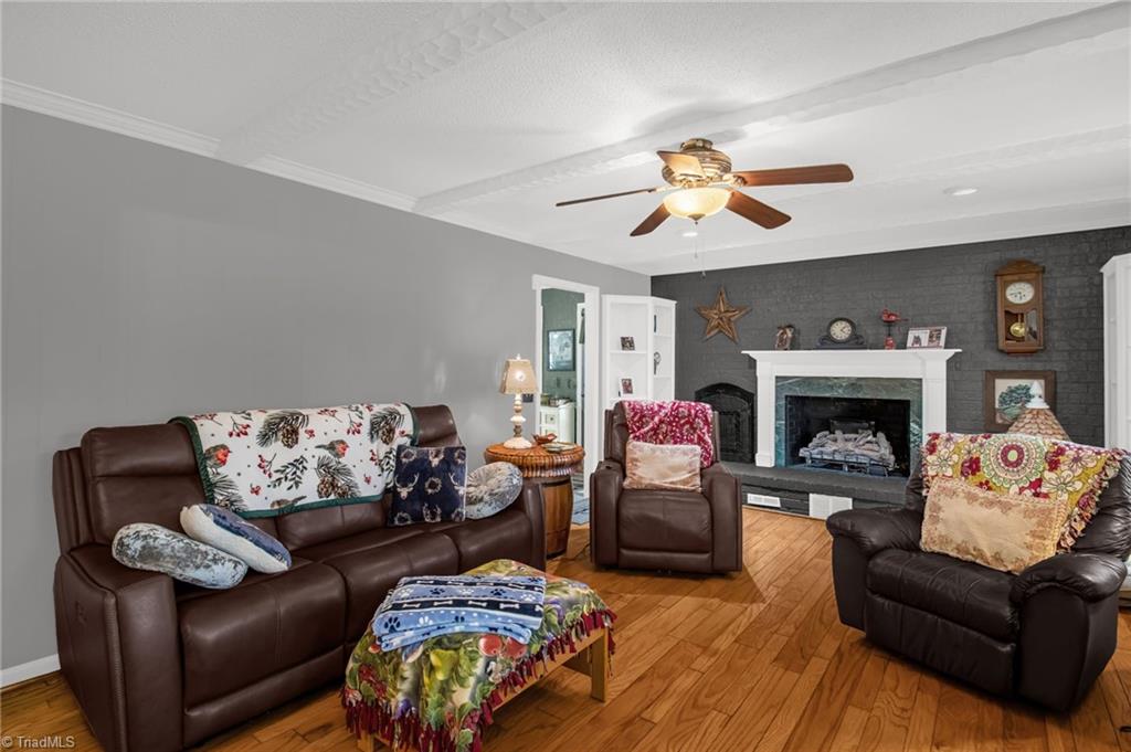 3133 NC HIGHWAY 49 S