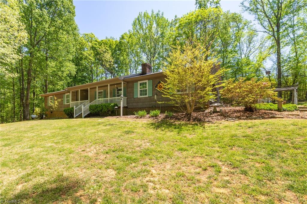 3133 NC HIGHWAY 49 S
